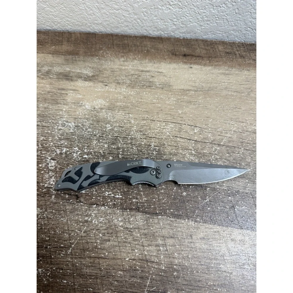 CRKT 1102 MOXIE ASSISTED OPEN LINKER LOCK KNIFE